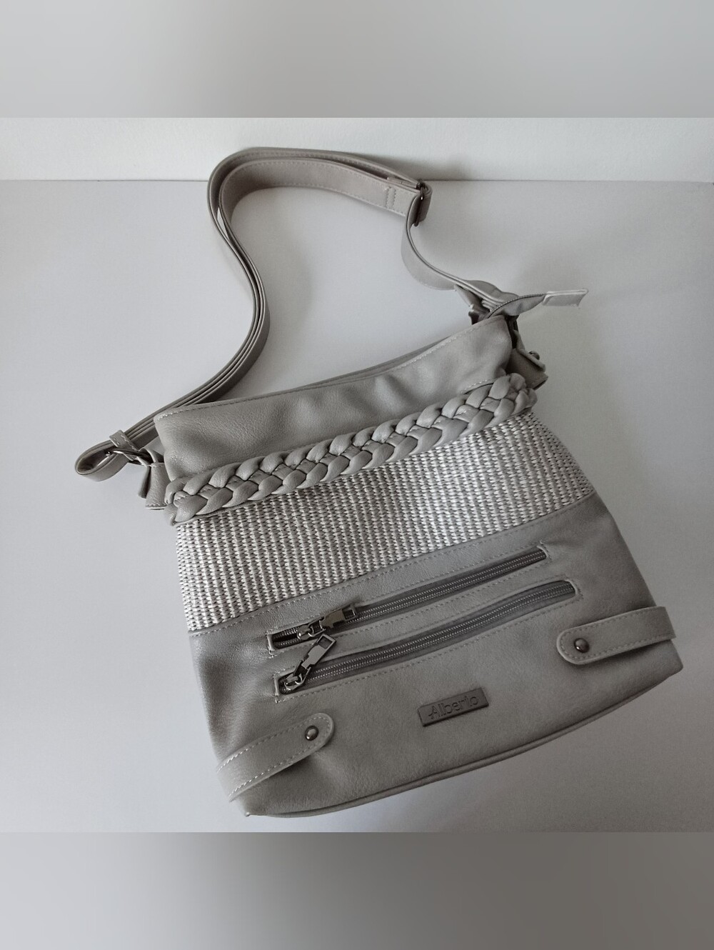 Alberto Grey Shoulder Bag 12''x10"
